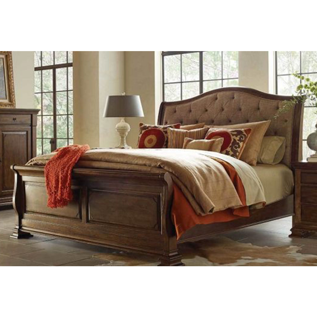 Bed Wooden — Majestic